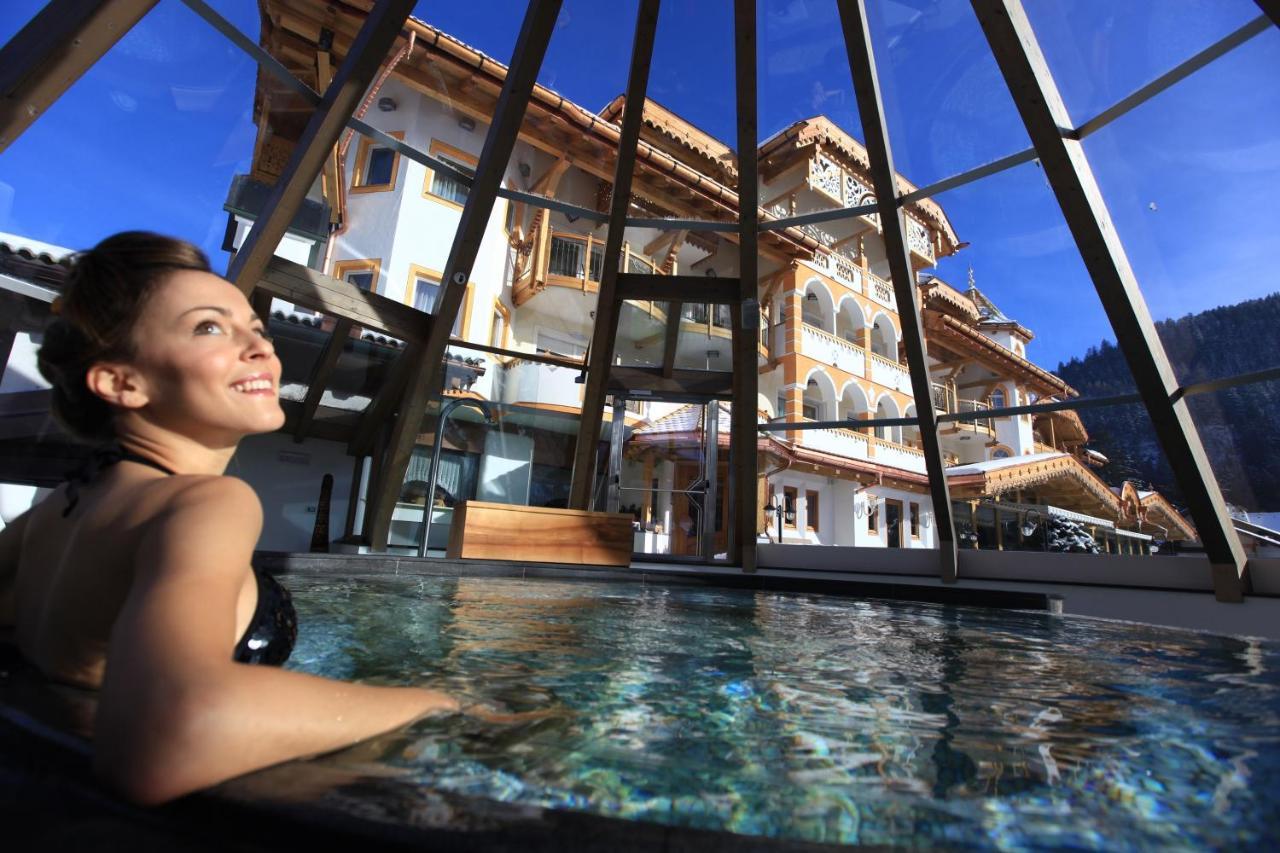 Rene Dolomites Boutique Hotel Поцца-ди-Фасса Экстерьер фото