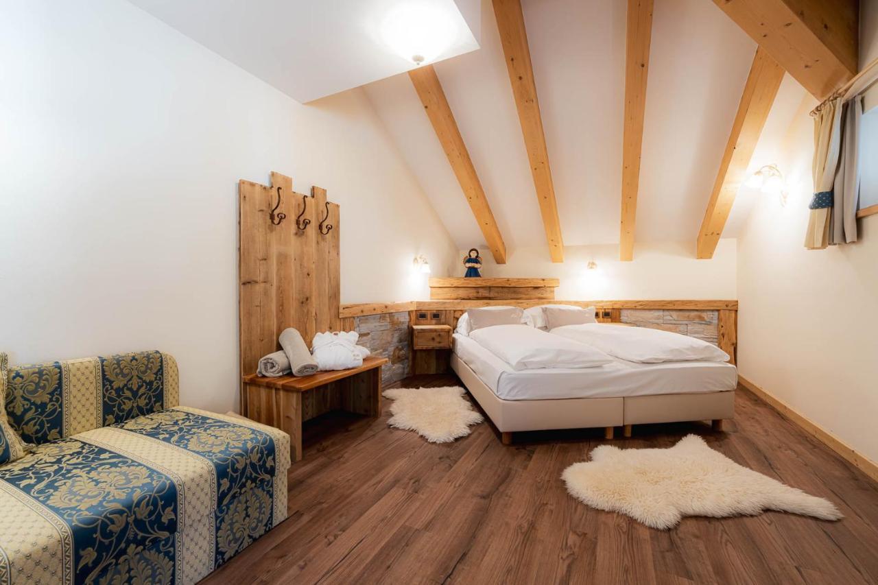 Rene Dolomites Boutique Hotel Поцца-ди-Фасса Экстерьер фото