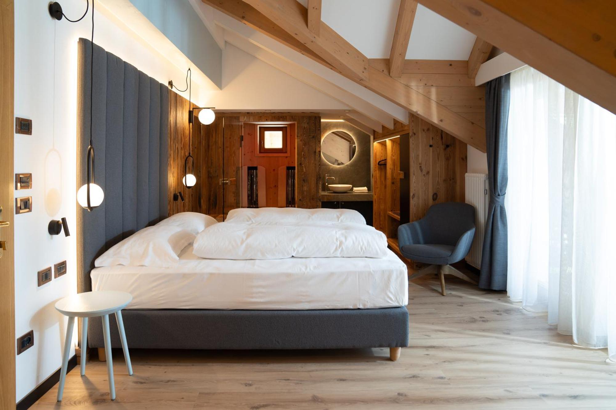 Rene Dolomites Boutique Hotel Поцца-ди-Фасса Экстерьер фото